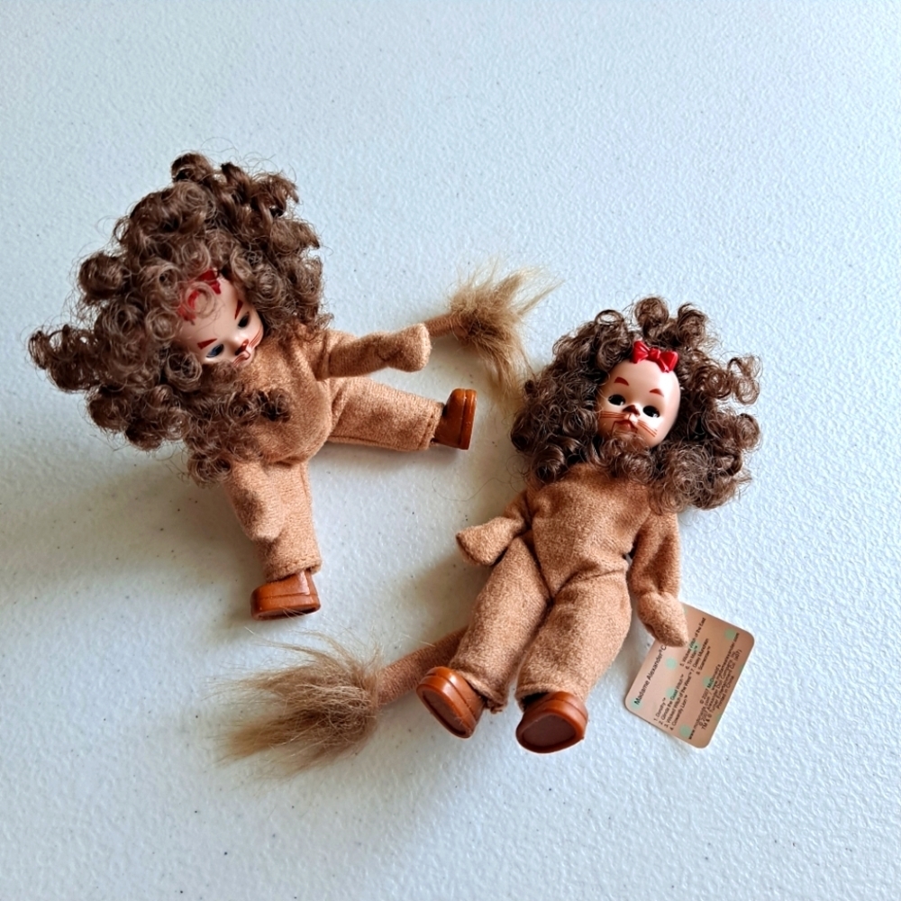 Madame Alexander Wizard of Oz Lion dolls